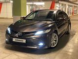 Toyota Camry 2019 года за 13 500 000 тг. в Алматы – фото 3