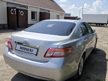 Toyota Camry 2011 года за 8 600 000 тг. в Петропавловск – фото 3
