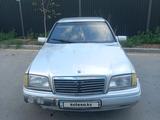 Mercedes-Benz C 200 1994 года за 950 000 тг. в Алматы