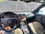 Mercedes-Benz C 200 1994 года за 950 000 тг. в Алматы – фото 4