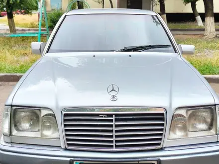 Mercedes-Benz E 280 1993 года за 2 600 000 тг. в Кентау