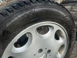 Шины с дисками за 235 000 тг. в Алматы