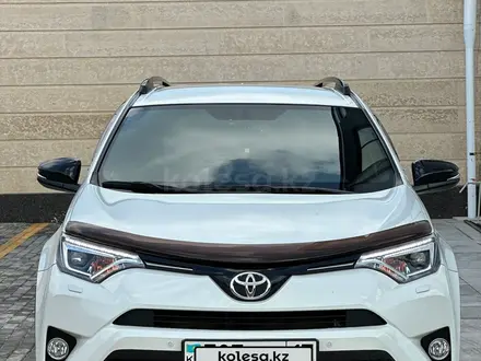 Toyota RAV4 2019 года за 13 000 000 тг. в Шымкент – фото 3