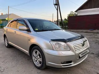 Toyota Avensis, 2004