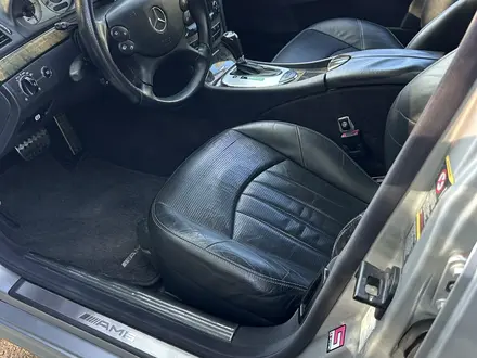 Mercedes-Benz E 55 AMG 2003 года за 11 000 000 тг. в Шымкент – фото 13