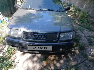Audi 100