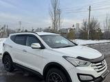 Hyundai Santa Fe 2012 годаfor9 500 000 тг. в Алматы – фото 3