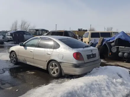 Toyota Avensis 2001 года за 100 000 тг. в Костанай – фото 3