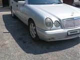 Mercedes-Benz E 230 1996 года за 2 500 000 тг. в Астана