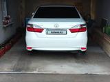 Toyota Camry 2015 годаүшін10 700 000 тг. в Шымкент – фото 3