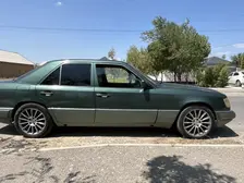 Mercedes-Benz E-Class, 1993