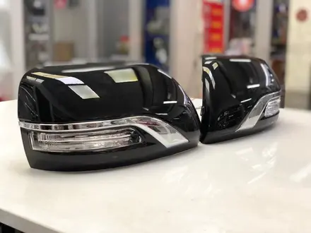 Крышки зеркал с поворотником на Лэнд Крузер 200 2008-2011 за 35 000 тг. в Астана – фото 3