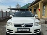 Volkswagen Touareg 2005 года за 6 000 000 тг. в Алматы