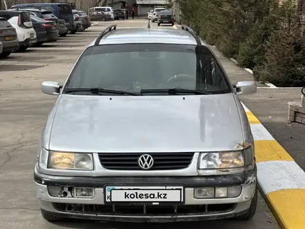 Volkswagen Passat 1995 года за 1 200 000 тг. в Петропавловск – фото 3