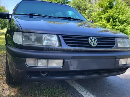 Volkswagen Passat 1995 годаүшін2 250 000 тг. в Тараз – фото 6