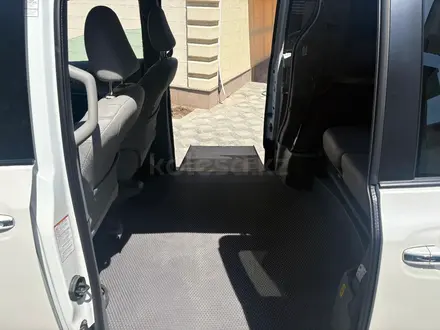 Toyota Sienna 2020 года за 22 500 000 тг. в Алматы – фото 6