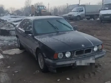 BMW 518 1995 года за 500 000 тг. в Астана