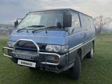 Mitsubishi Delica 1993 годаfor1 600 000 тг. в Алматы – фото 2