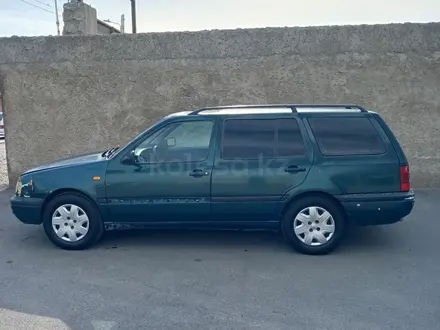 Volkswagen Golf 1995 года за 1 400 000 тг. в Шымкент – фото 4