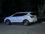 Hyundai Santa Fe 2016 года за 10 300 000 тг. в Алматы – фото 2
