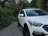 Hyundai Santa Fe 2016 года за 10 300 000 тг. в Алматы