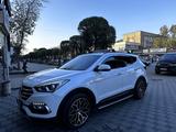 Hyundai Santa Fe 2016 года за 10 700 000 тг. в Алматы