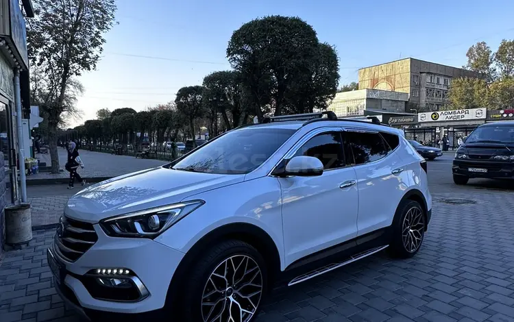 Hyundai Santa Fe 2016 годаүшін10 300 000 тг. в Алматы