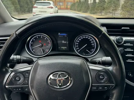 Toyota Camry 2018 года за 11 500 000 тг. в Павлодар – фото 16