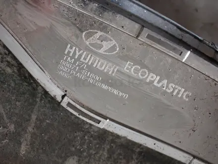 Накладка на задний бампер Hyundai Santa Fe 20- за 20 000 тг. в Караганда – фото 4