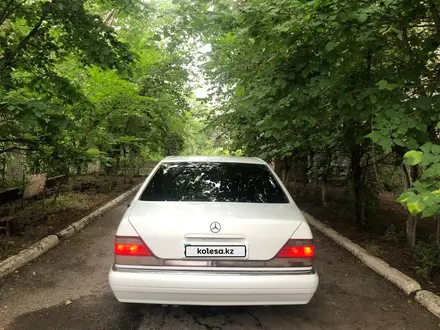 Mercedes-Benz S 320 1999 года за 4 200 000 тг. в Астана – фото 3