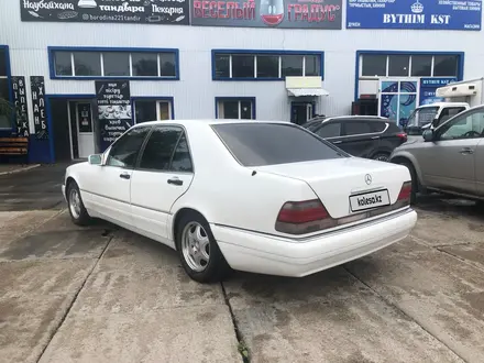 Mercedes-Benz S 320 1999 года за 4 200 000 тг. в Астана – фото 8