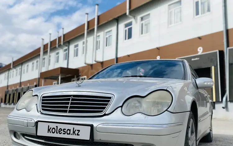 Mercedes-Benz C 200 2000 годаүшін2 800 000 тг. в Караганда