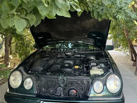 Mercedes-Benz E 320 1998 года за 3 600 000 тг. в Алматы – фото 10