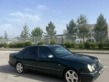 Mercedes-Benz E 320 1998 года за 3 600 000 тг. в Алматы – фото 15