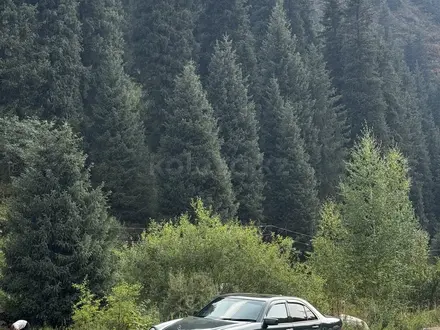 Mercedes-Benz E 320 1998 года за 3 600 000 тг. в Алматы – фото 2