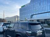 Toyota 4Runner 2018 годаүшін18 000 000 тг. в Актау – фото 2