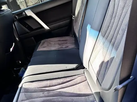 Toyota Land Cruiser Prado 2019 года за 27 000 000 тг. в Караганда – фото 8