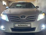 Toyota Camry 2010 года за 6 999 999 тг. в Атырау