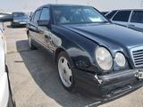 Mercedes-Benz E 230 1998 года за 2 500 000 тг. в Тараз – фото 4