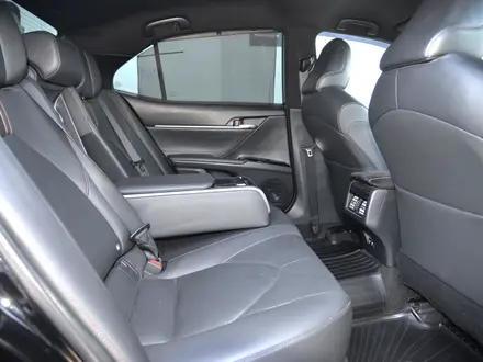 Toyota Camry Luxe 2019 года за 13 500 000 тг. в Кызылорда – фото 7