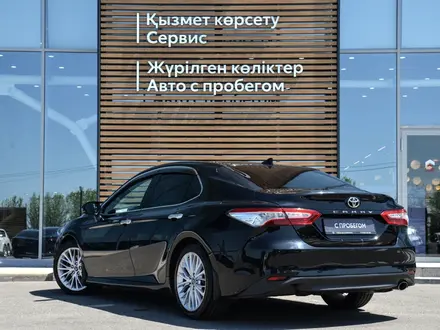 Toyota Camry Luxe 2019 года за 13 500 000 тг. в Кызылорда – фото 2