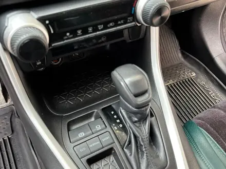 Toyota RAV4 2023 года за 17 000 000 тг. в Актау – фото 21