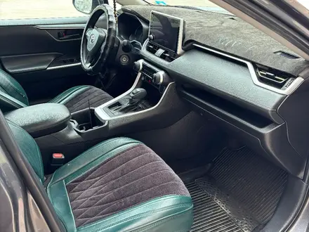 Toyota RAV4 2023 года за 17 000 000 тг. в Актау – фото 26