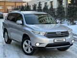 Toyota Highlander 2013 года за 13 800 000 тг. в Астана