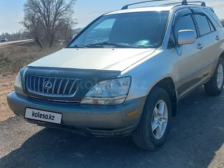 Lexus RX 300 2001 года за 5 900 000 тг. в Алматы – фото 2