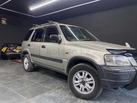 Honda CR-V 1997 года за 3 300 000 тг. в Алматы – фото 3