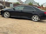 Toyota Camry 2014 годаүшін5 000 000 тг. в Уральск – фото 5