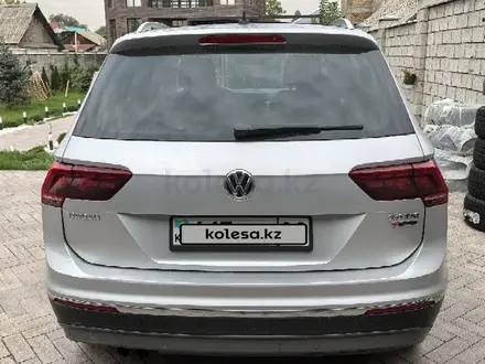 Volkswagen Tiguan 2017 года за 11 000 000 тг. в Алматы – фото 5