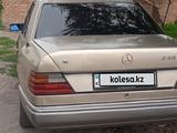 Mercedes-Benz E 260 1991 года за 1 200 000 тг. в Есик – фото 2