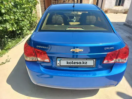 Chevrolet Cruze 2012 года за 3 300 000 тг. в Актау – фото 3